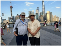 其焦点著做《天人合一的姓名哲学》被剑桥大学